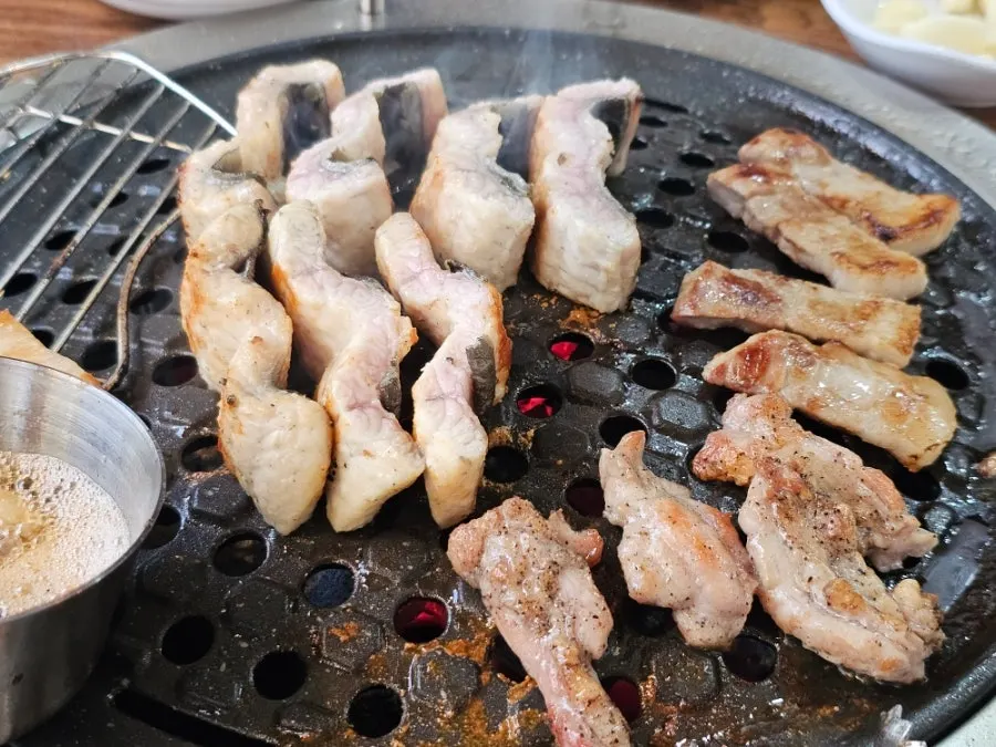 A refilled plate of eel