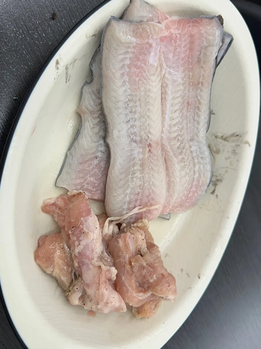 백김치와 함께 먹는 삼겹살