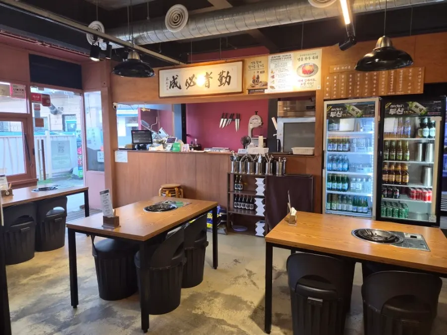 손자한우로스구이 연산동본점 매장 내부