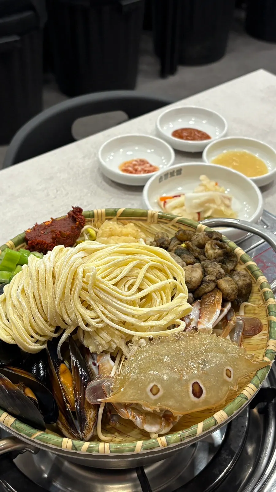 2-person set table setting with kalguksu chosen