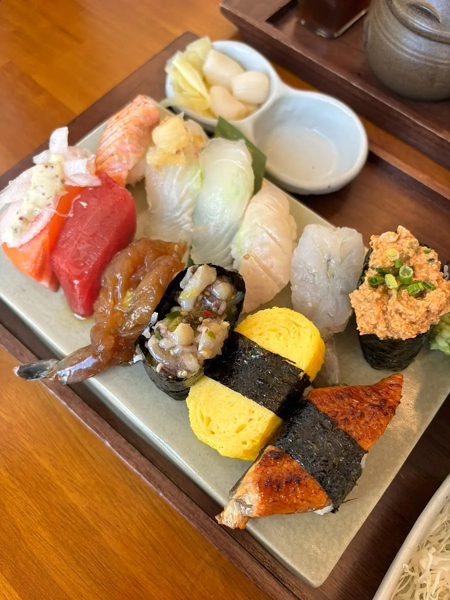 Premium 12pc sushi showcasing aging techniques