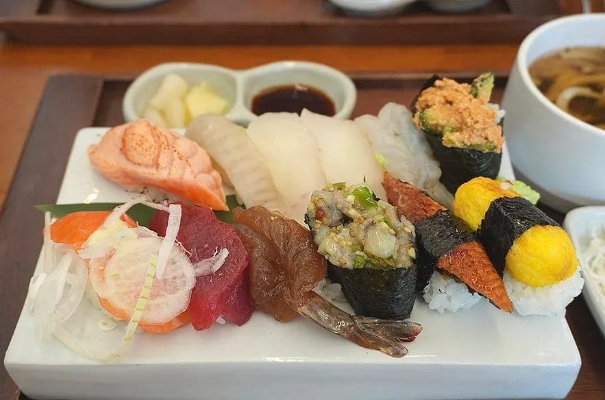 Sonsi Sushi's 12-piece Geuksang plate