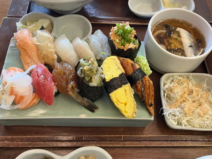 Plate of Sushi Han-sang Aged Ilpum Premium 12 pieces