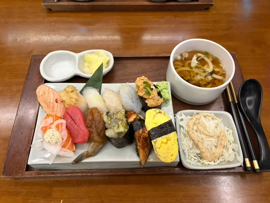 Table setting at Sonsi Sushi