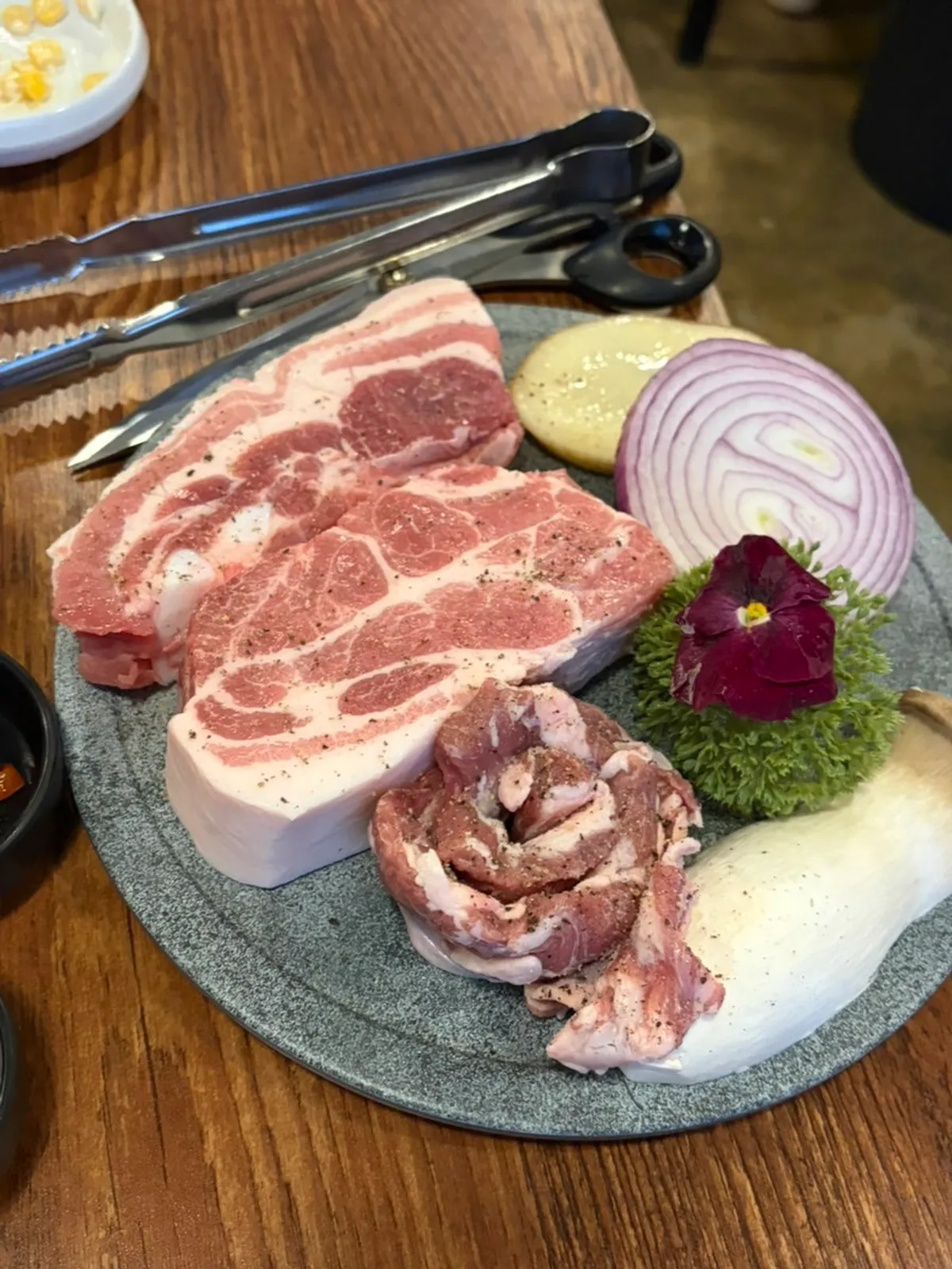 Cover photo of Muttuk Sookdae Main Branch, a Korean BBQ restaurant near Sookdae Station