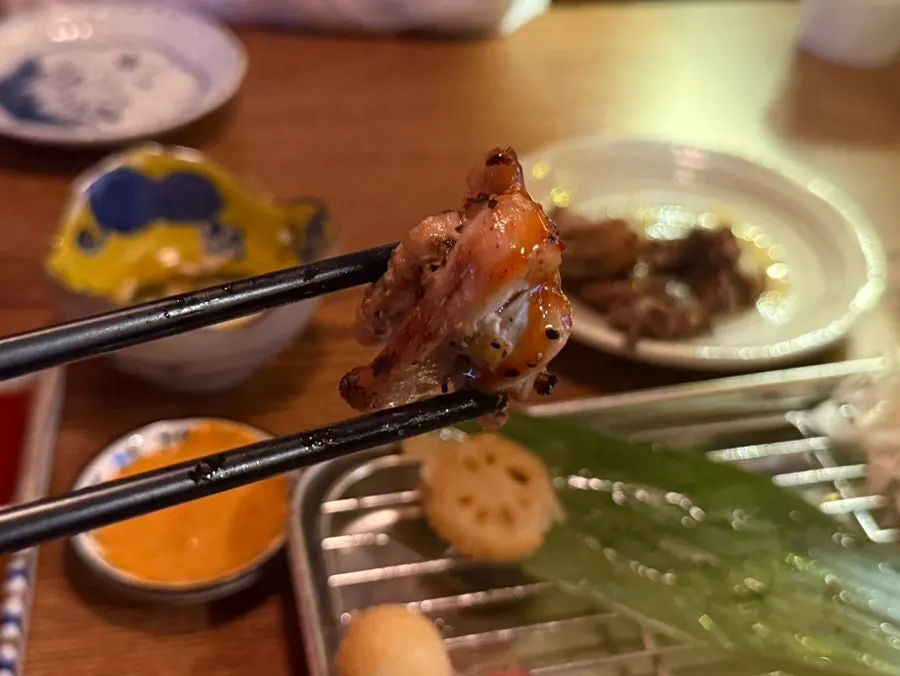 소스에 찍어 먹는 염통 꼬치