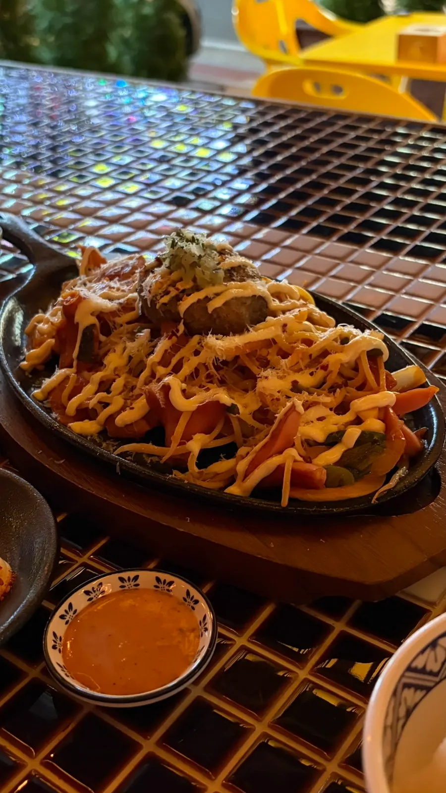 A generous plate of hambagu napolitan