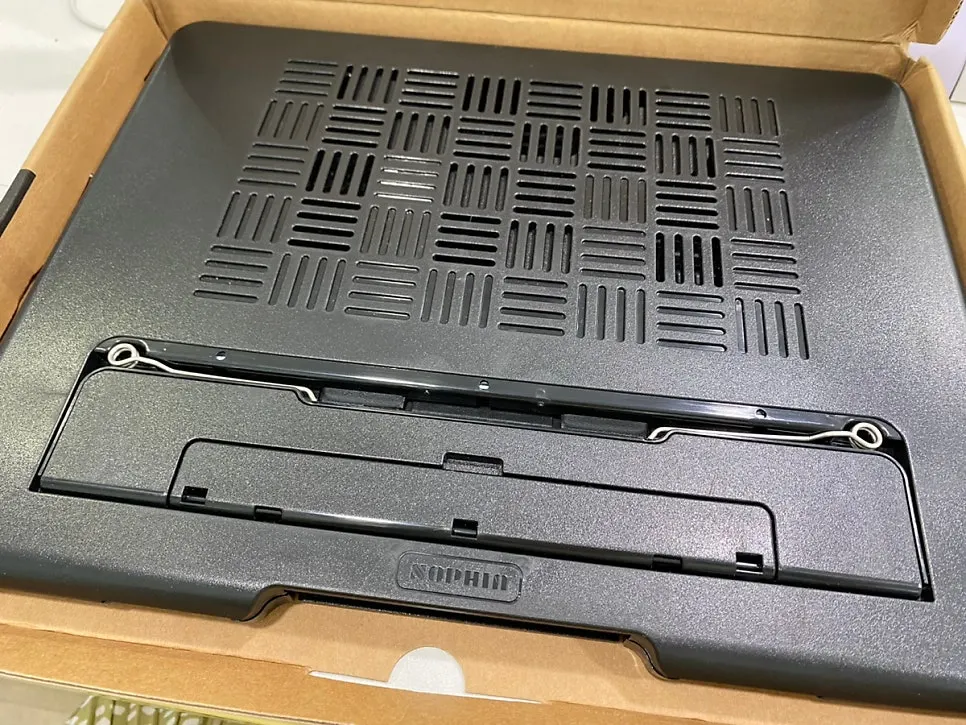 Lightweight Sophia Book Stand that is easy to carry