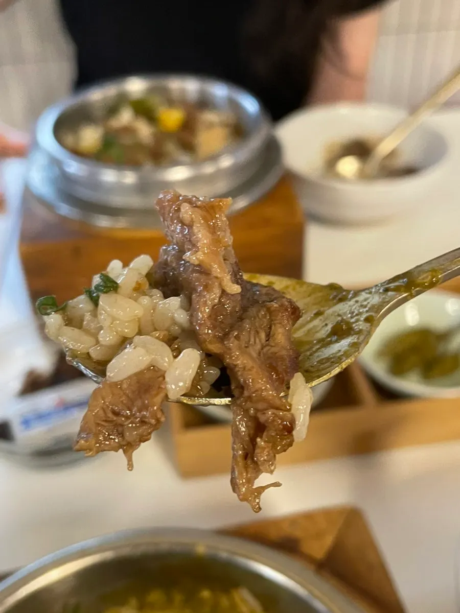 Sorori's signature galbi pot rice