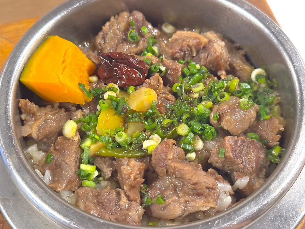 Sorori's galbi pot rice topped with beef short rib
