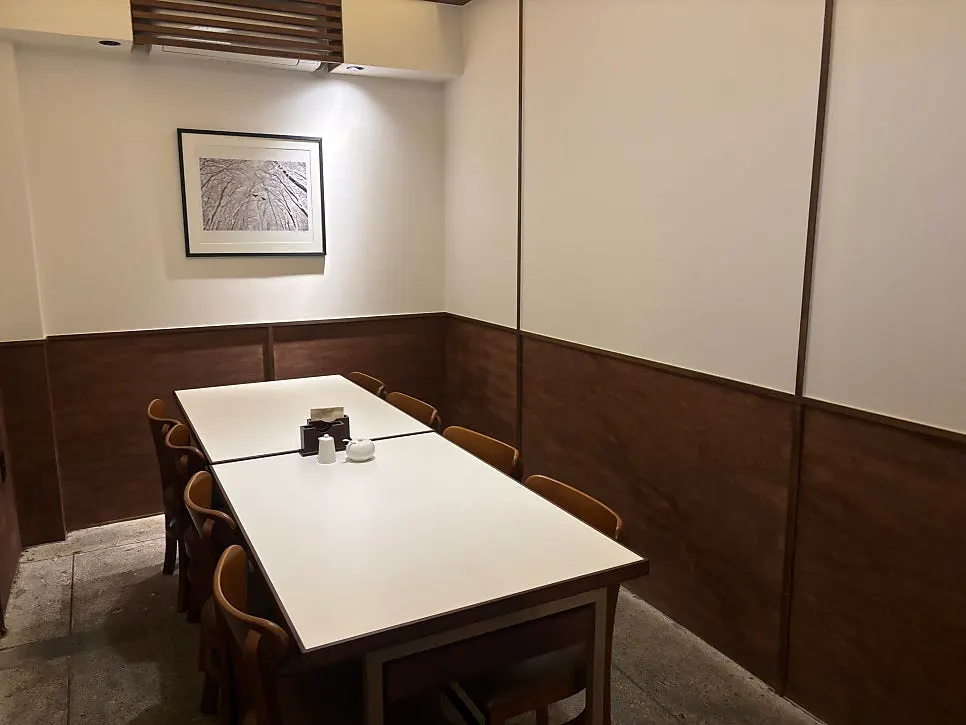 Seating at Sorori with a baby chair ready