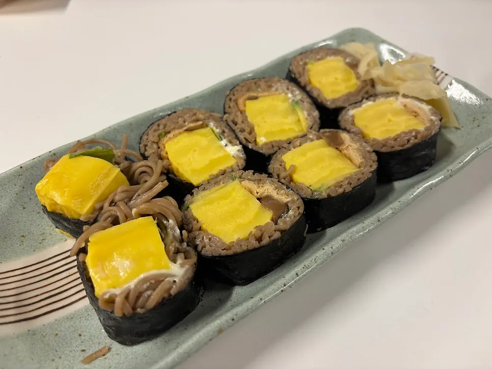 A plate of Sorori's buckwheat gimbap
