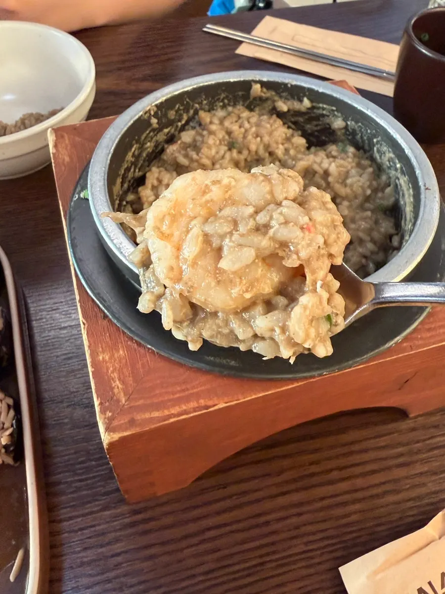 Crab sotbap mixed and steaming