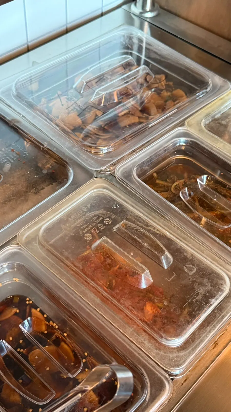 Self-serve bar for side dishes