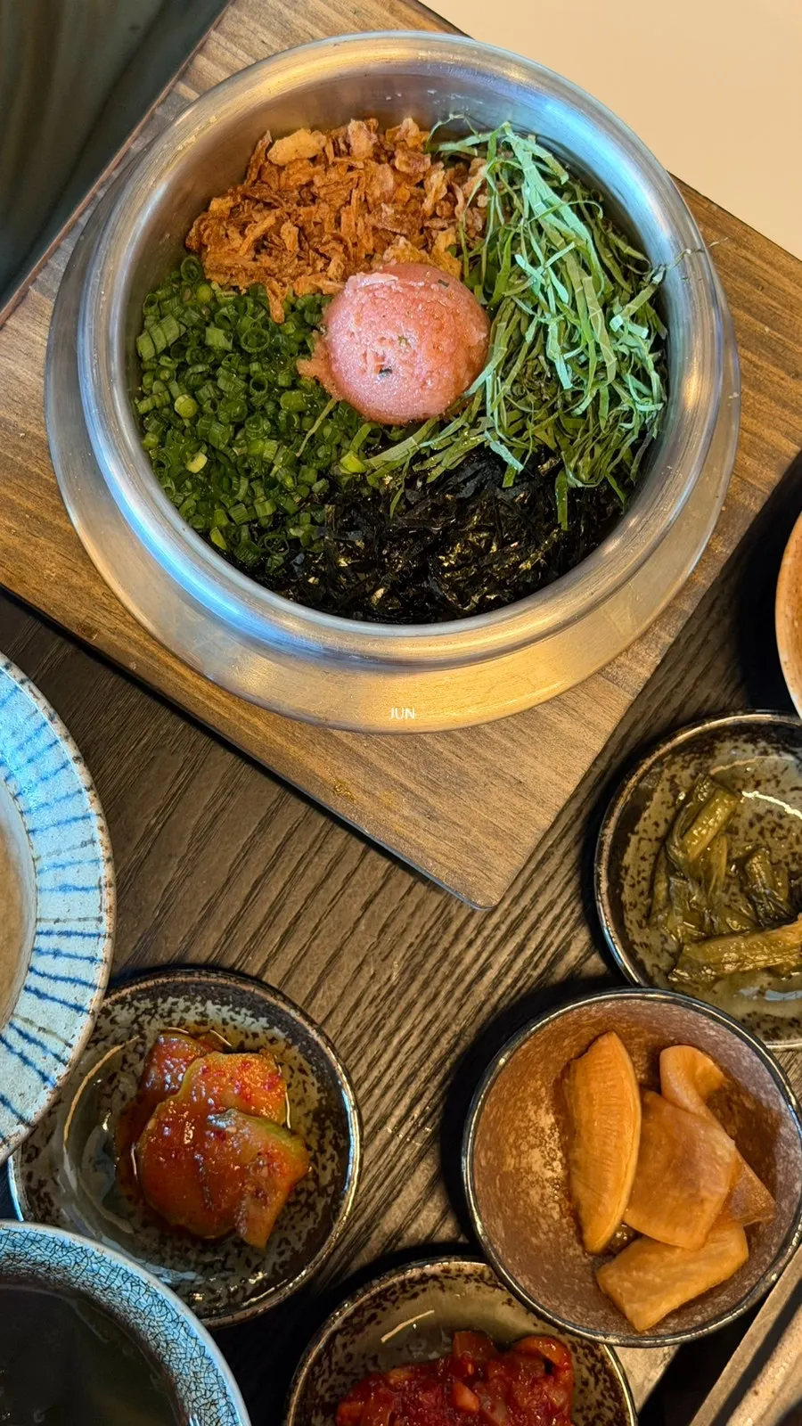 Mentaiko butter pot rice topped with white mentaiko