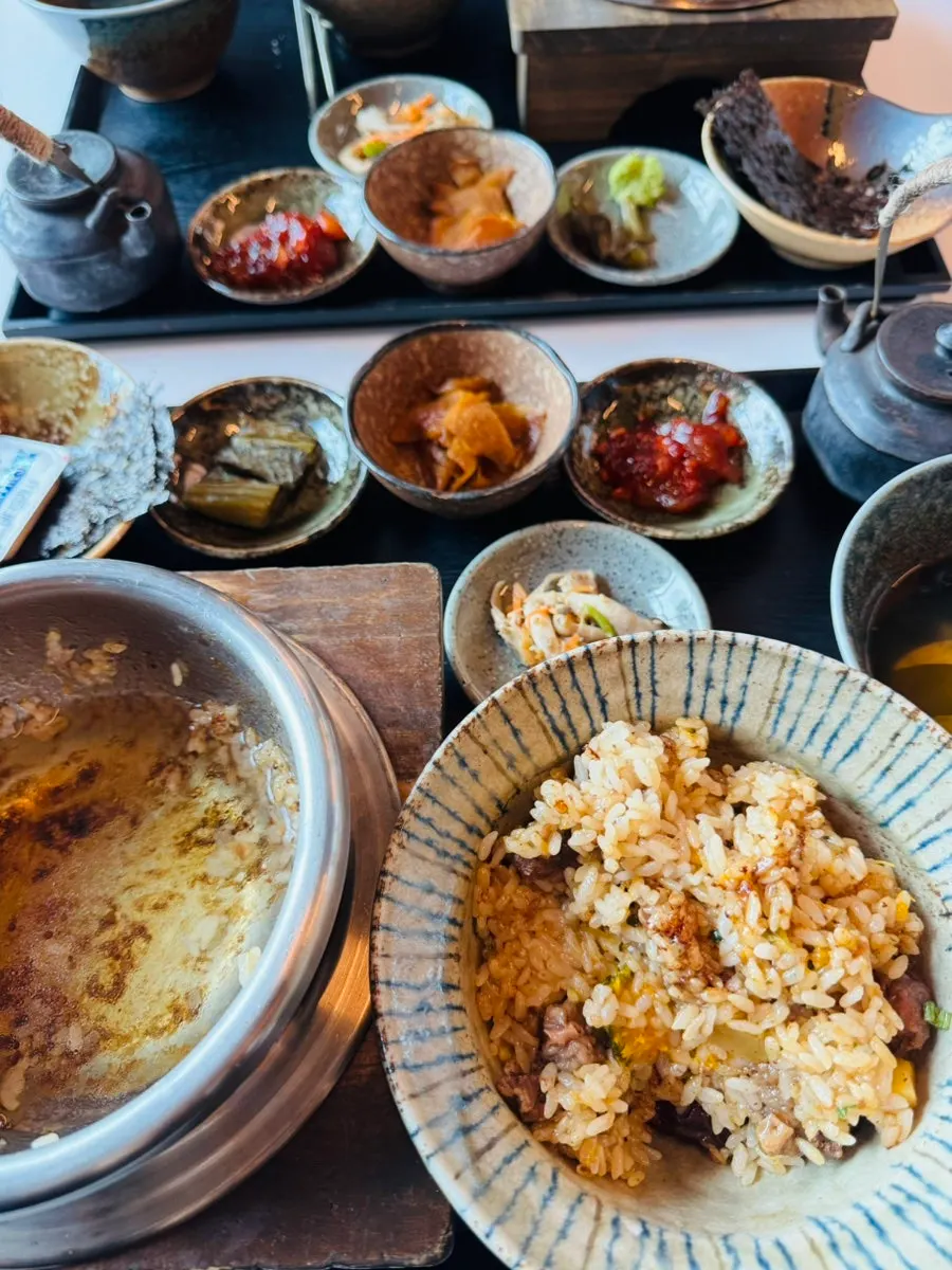 김에 와사비와 함께 싸 먹는 대창