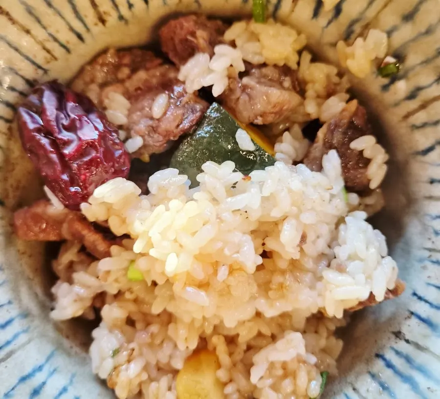 식사를 마친 소로리솥밥 가경직영점 테이블