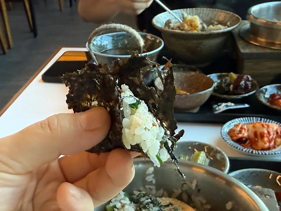 버터를 녹여 비빈 명란버터솥밥