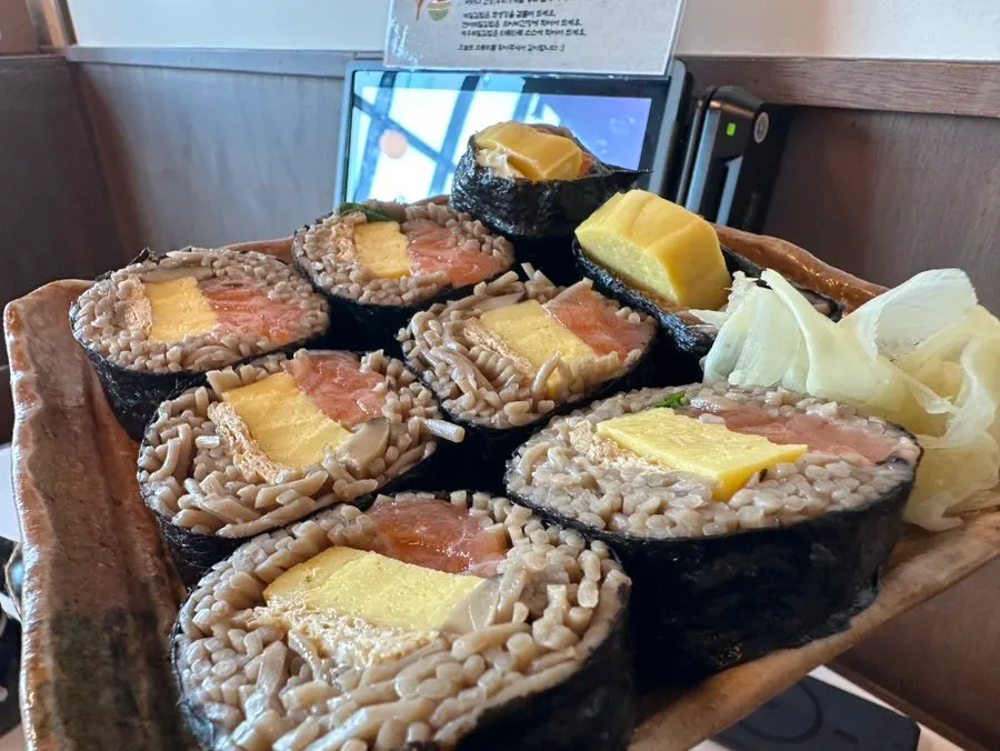 Buckwheat salmon gimbap served as eight pieces