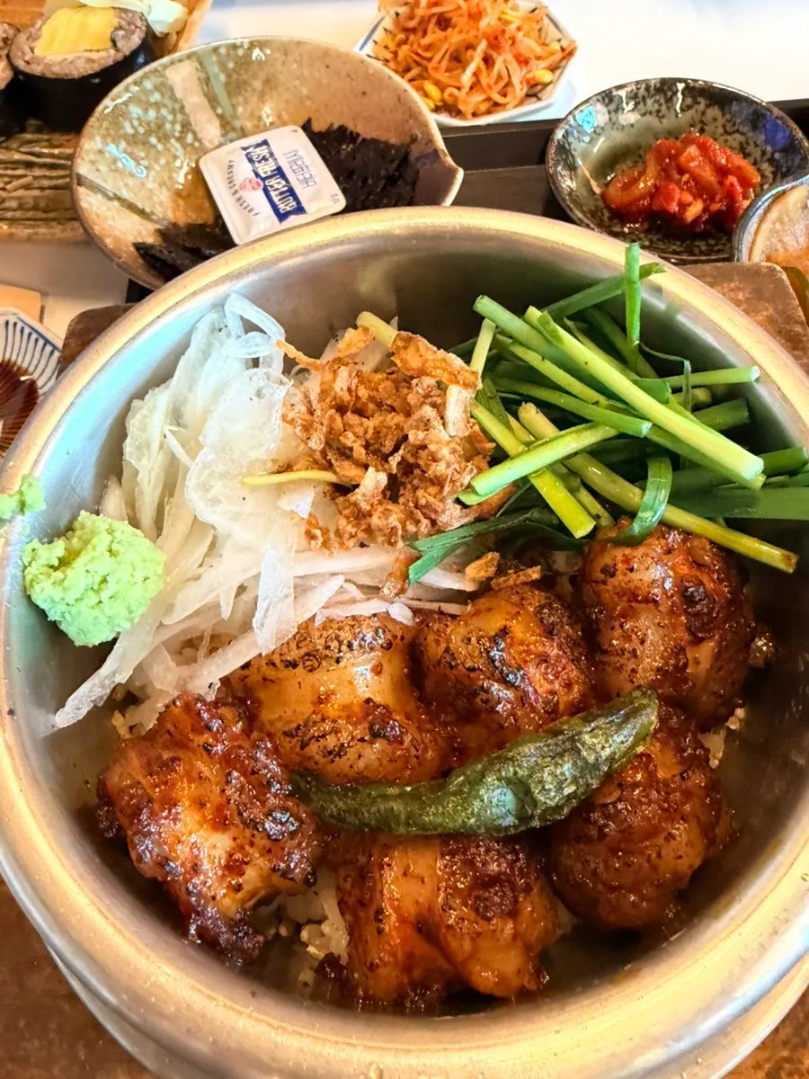 A bowl of rib pot rice served out