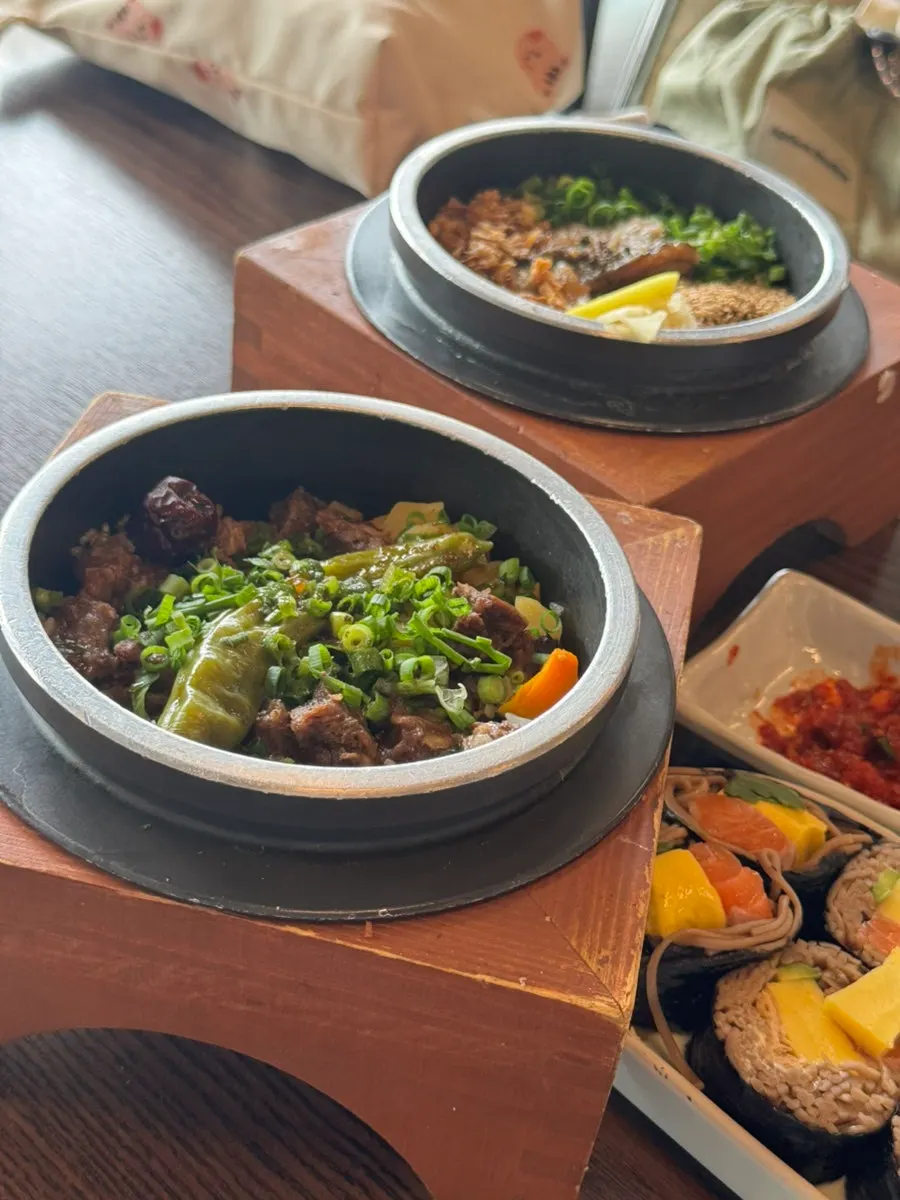 새우 메밀김밥 단면