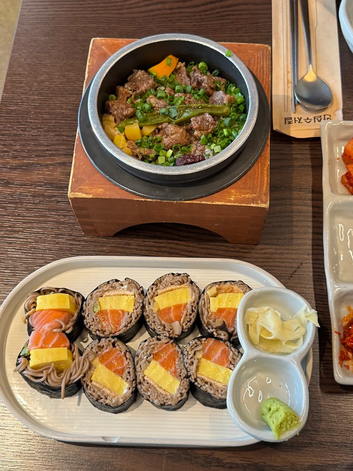 Self-serve bar for side dish refills