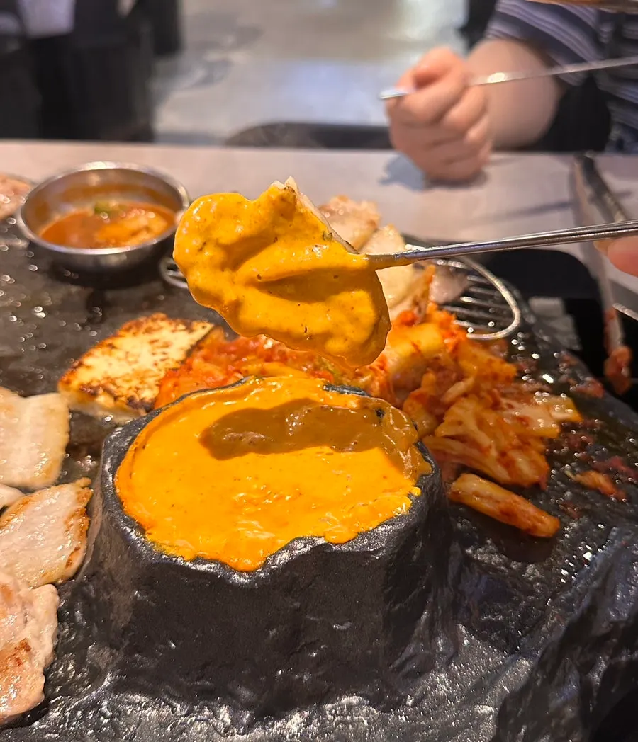 노릇하게 구워진 천겹살