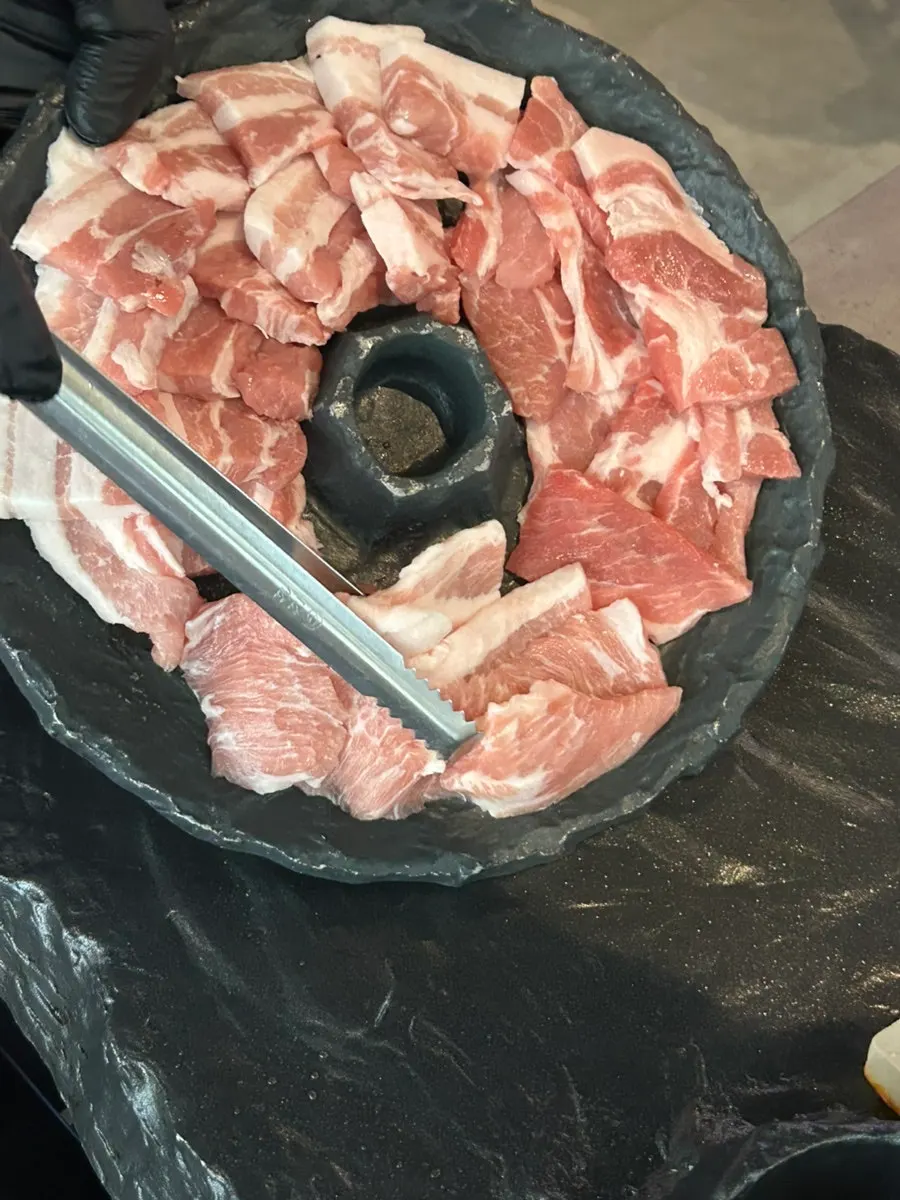 기본으로 나온 김치쌀국수