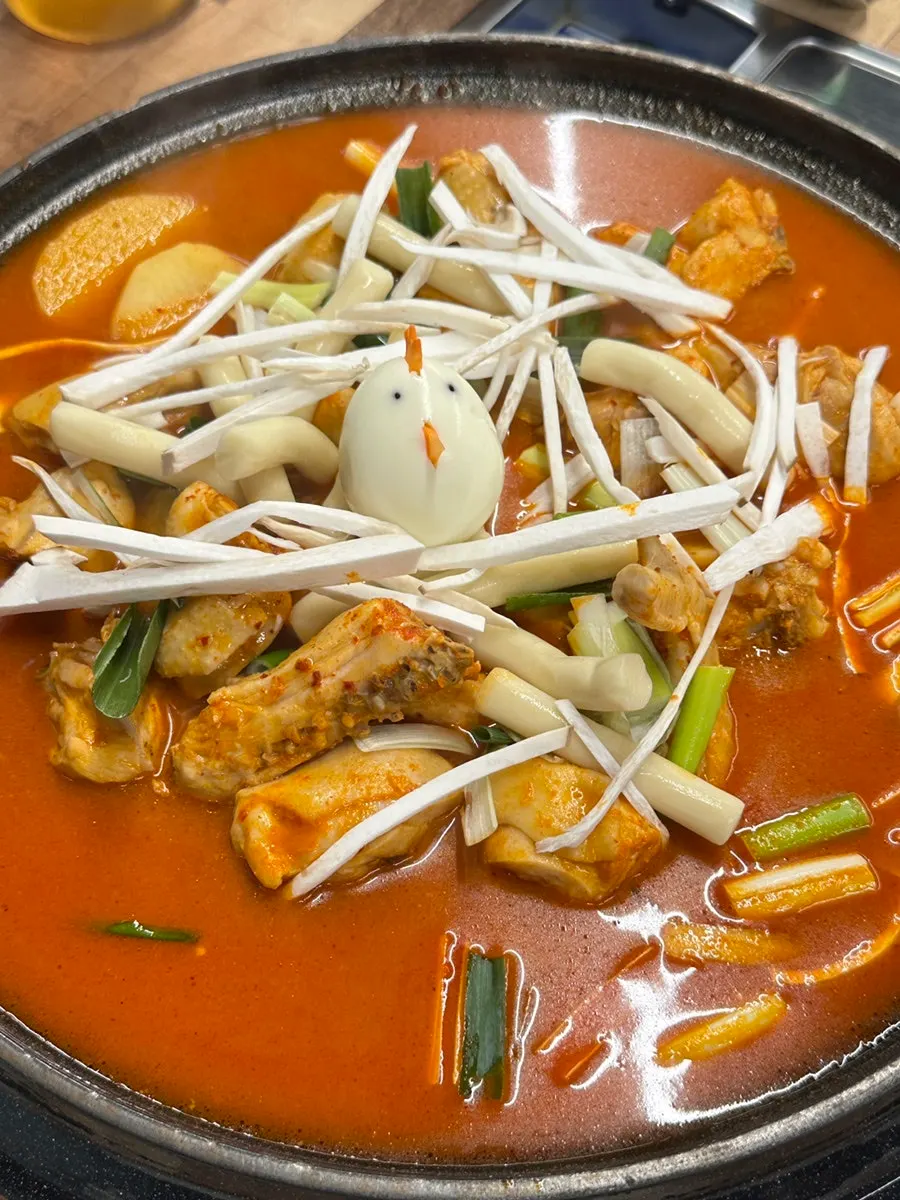 성정동 솥뚜레 닭도리탕 한 상