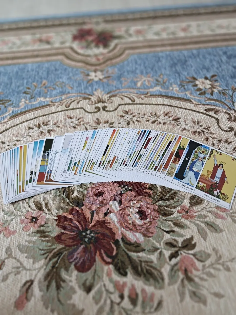 A tarot beginner's first Soul Weight Tarot Cards reading and smooth spread