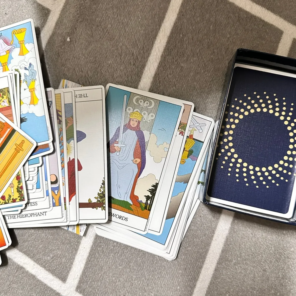 Soul Weight Tarot Cards used to divine a daily fortune