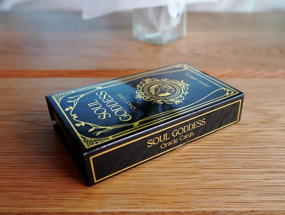 Oracle cards containing goddess messages