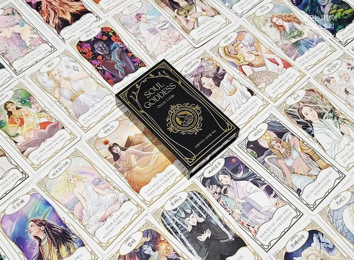 SoulGoddess Goddess Oracle Cards main image