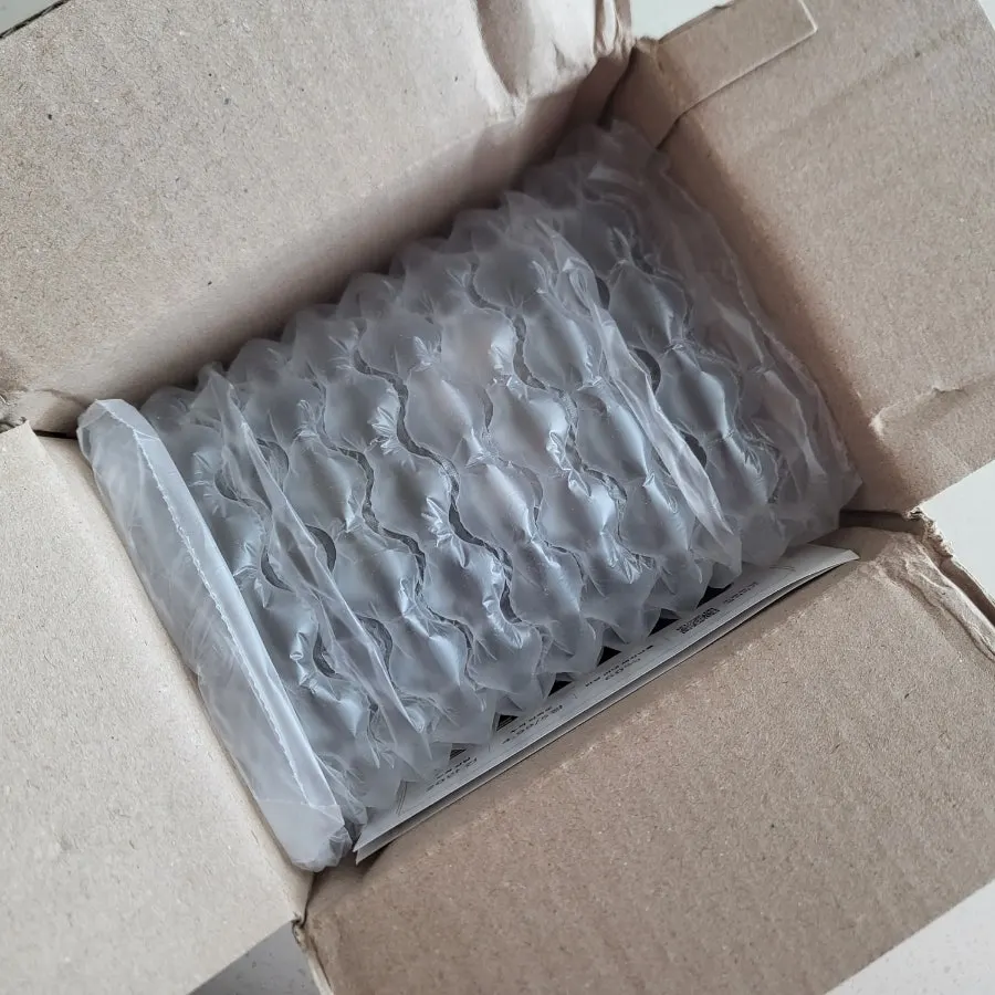 Delivered package containing oracle cards