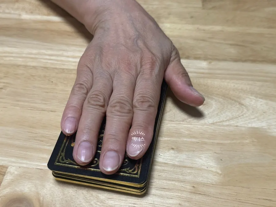 Goddess cards with Korean messages