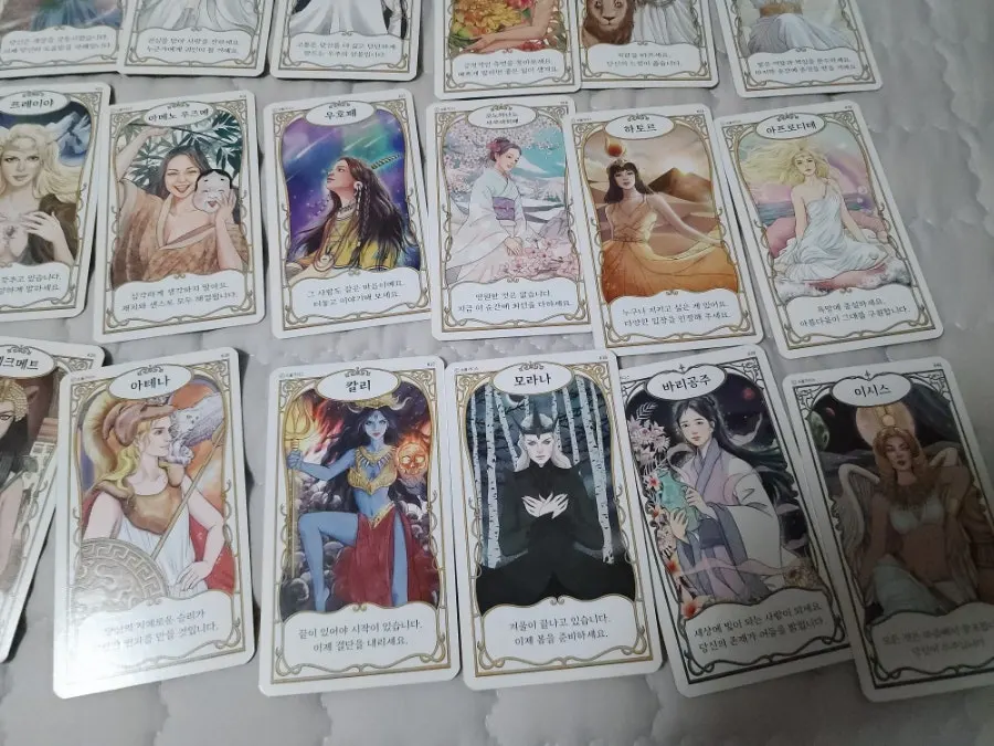 Goddess cards with Korean messages