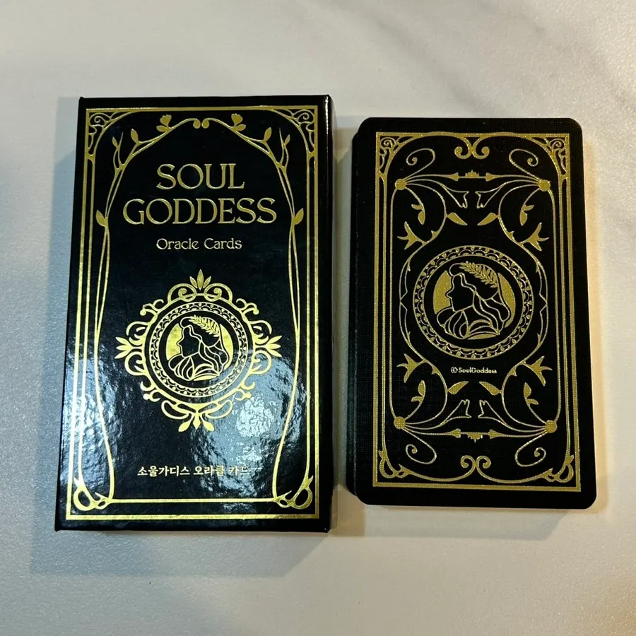 Oracle cards for a morning routine