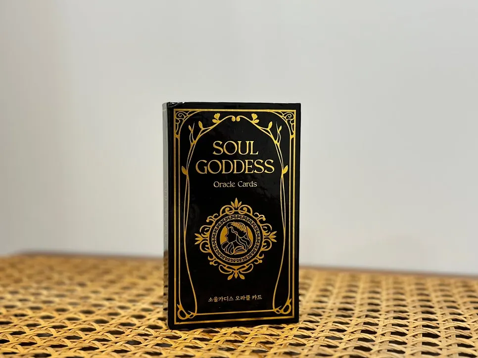 Using the Soul Talk app with oracle cards