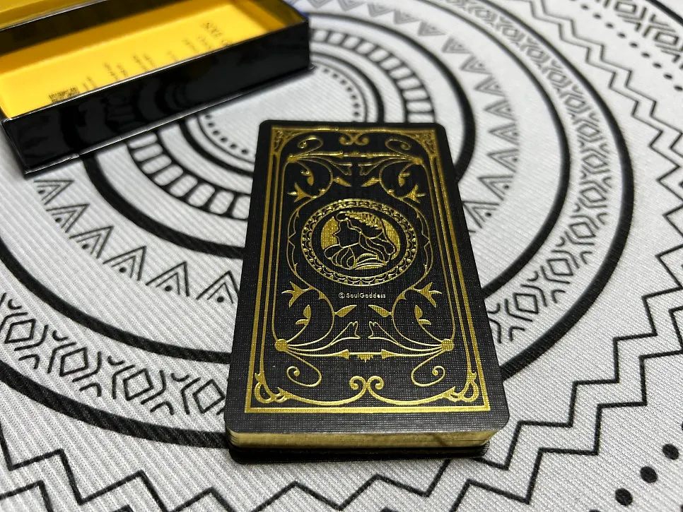 Tarot message for looking into the heart