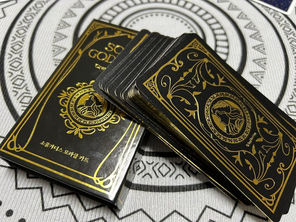 SoulGoddess Oracle Cards with Jeong Hoedo’s participation