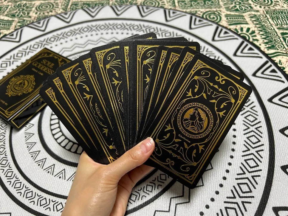 Beautiful goddess cards like works of art