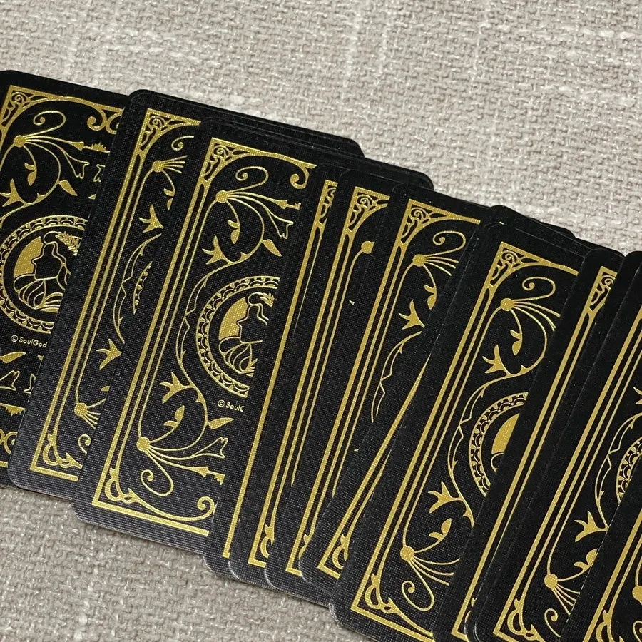 Oracle cards before shuffling