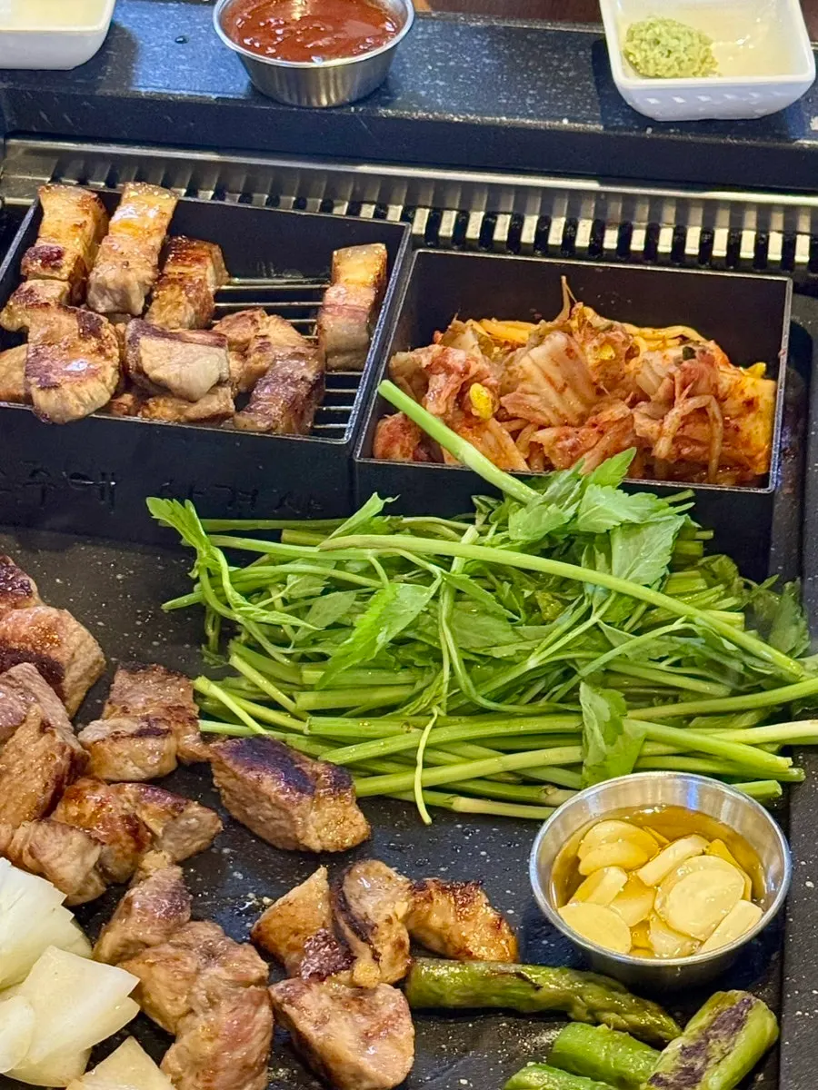 A plate of meat with three cuts to try alternately