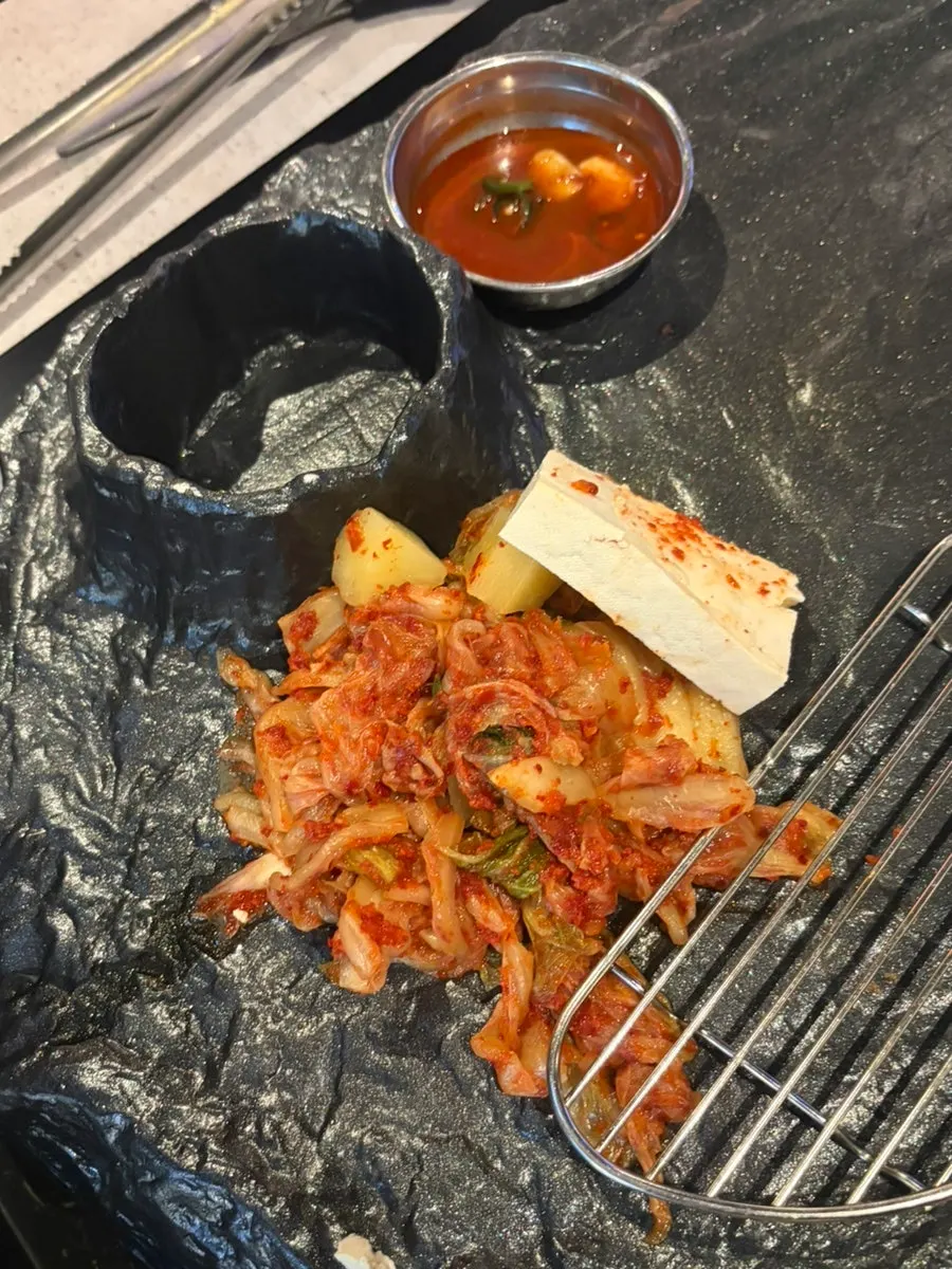 쏘삼208 기본 반찬 상차림