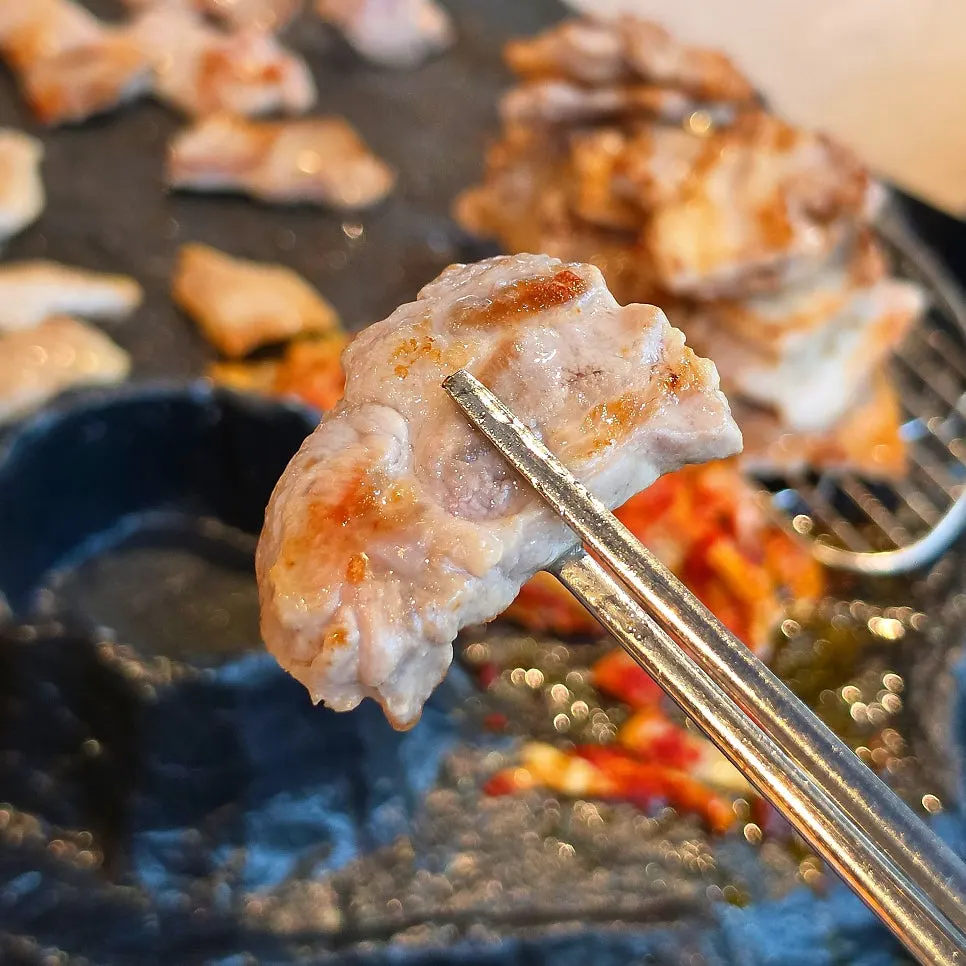 一緒に焼き上がったトンシクと千枚肉