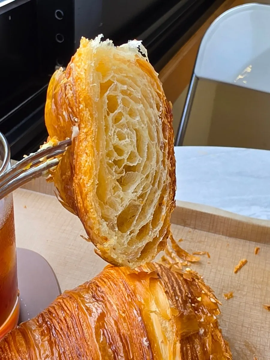 スタックベーカリーのブランチ全景