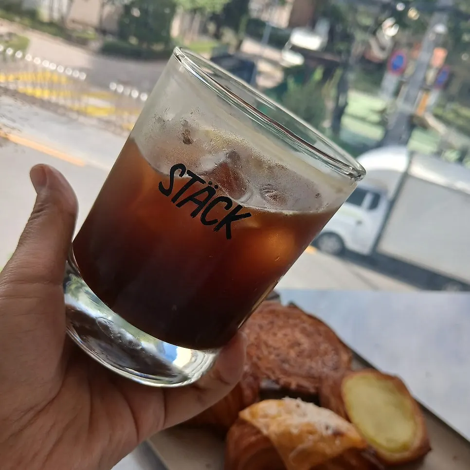 The iced americano we had alongside