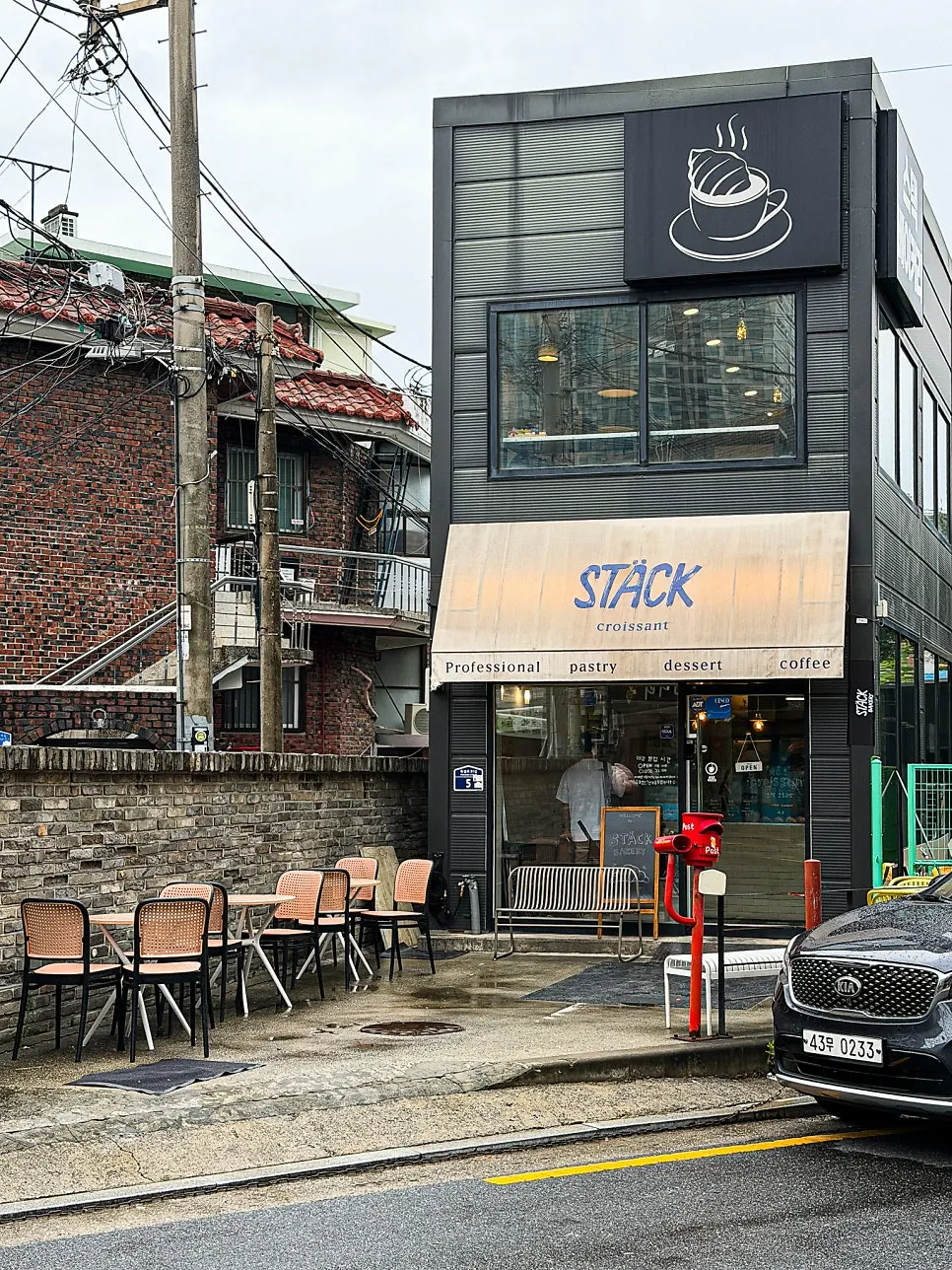 Directions to Stack Bakery Konkuk University Station Main Branch
