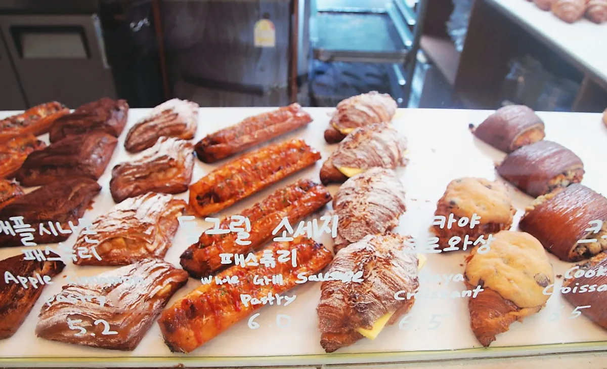 Paparan croissant dan pastri