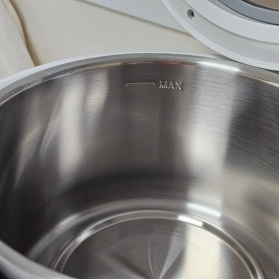 Humidifier inner steam tower